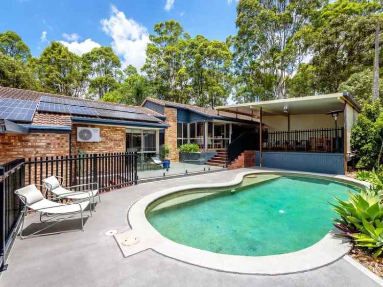 Exceptional Dual-Living Property in Central Carrara - Don't Miss Out!