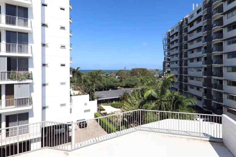 Buy Top Floor Apartment Maroochydore with Rooftop and Ocean Views