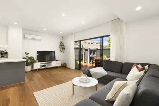 Apartment For Sale , 275, Sunshine Avenue, Melbourne, Victoria