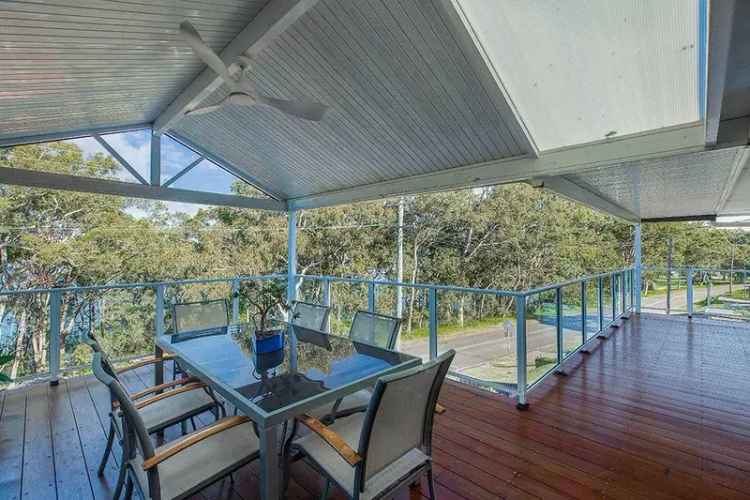 Family Home for Rent Near Lake Macquarie with Amazing Views