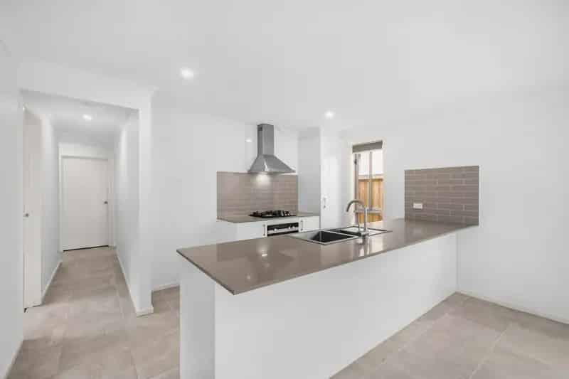 House For Rent , 27, Malleefowl Boulevard, Shire of Mitchell, Victoria