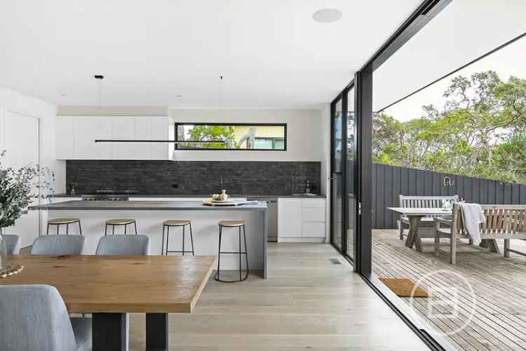 House For Sale in Melbourne, Victoria