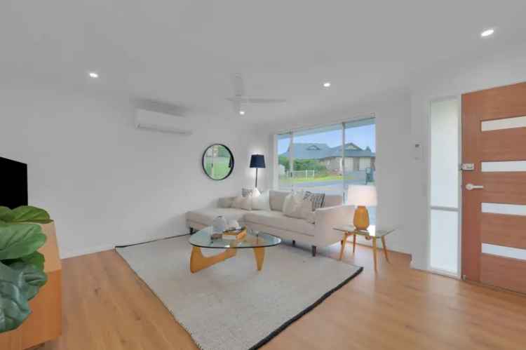 Real Estate For Lease - 4 Montague Place - Rosemeadow , NSW