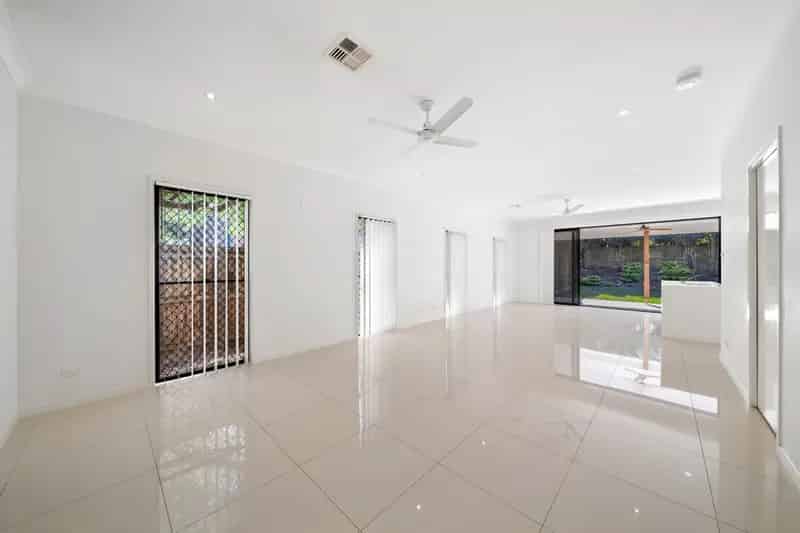 Real Estate For Lease - 118 Childers Street - Wavell Heights , QLD