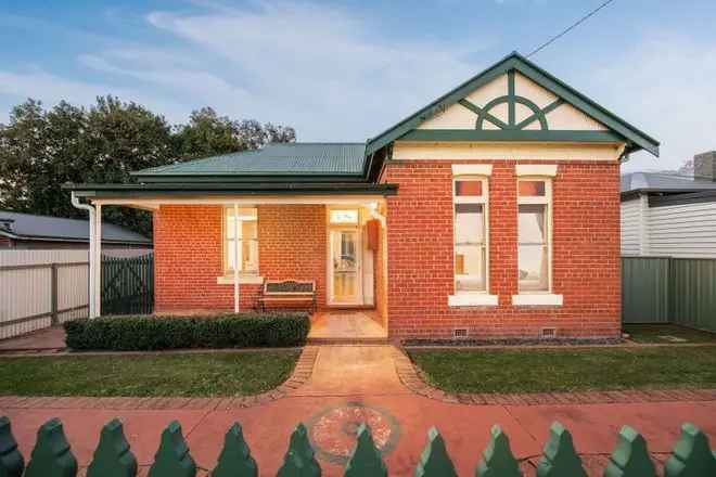 House For Sale in Albury, New South Wales