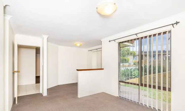 9 Coote Place, Usher WA 6230 - House For Lease