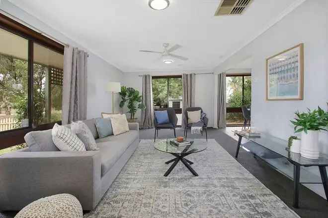 Three Bedroom Home near Thurgoona Plaza