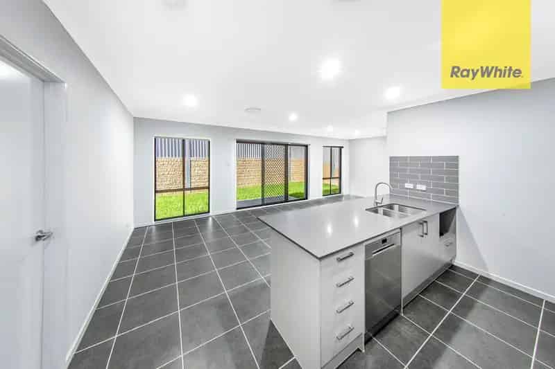 4 rooms house of 217 m² in Sydney