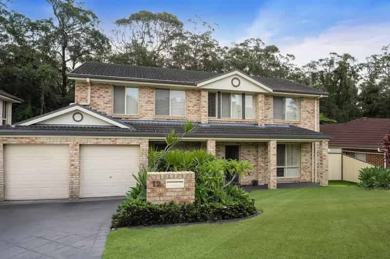 Real Estate For Sale - 12 Lachlan Place - Berkeley Vale , NSW