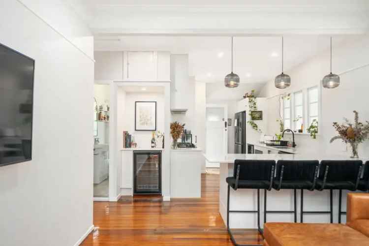 House For Sale in 19, Wally Street, Brisbane City, Queensland