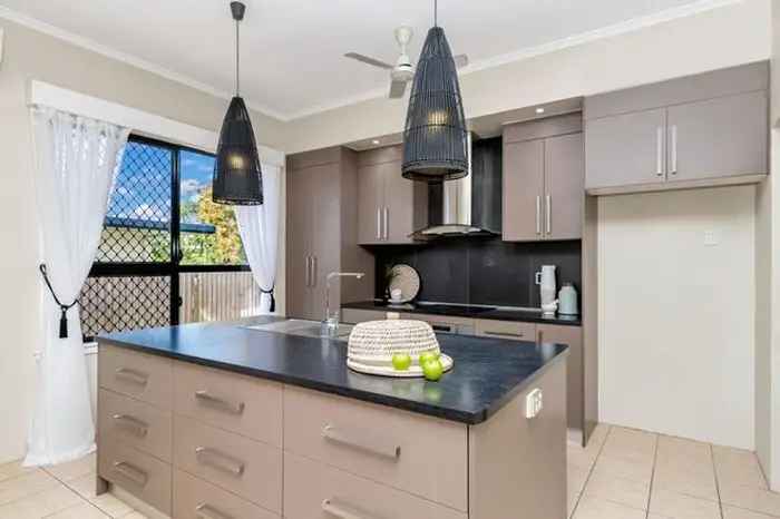 House For Sale in Townsville, Queensland