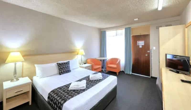 FOR SALE BY EXPRESSIONS OF INTEREST - Goulburn Central Motel NSW - 1P0509