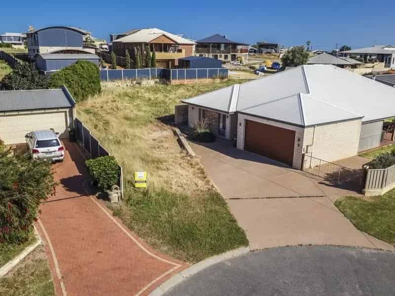 Buy Residential Land in Port Denison with Nearby Marina Access