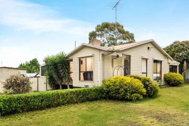 Expansive 795m² Corner Block with Endless Potential in Norlane