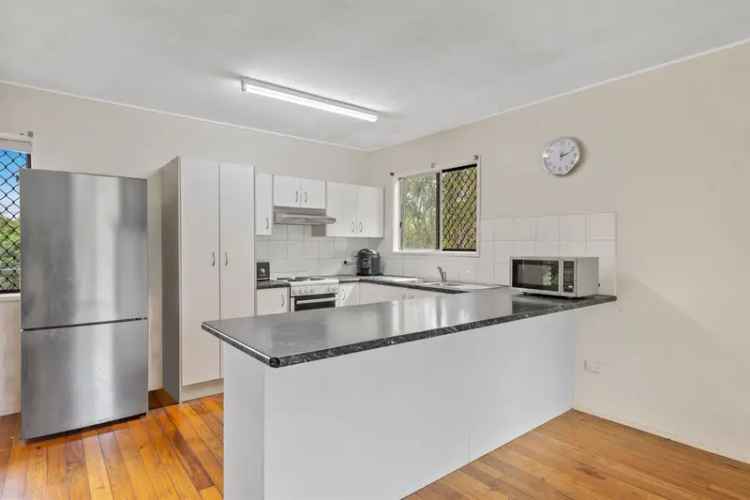 3 Bed Home in Woodridge - Great for First Home Buyers & Investors