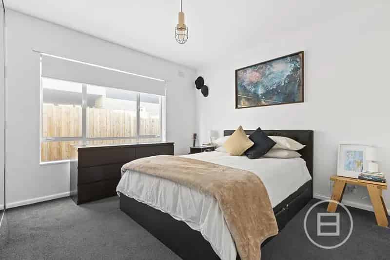 Apartment For Sale , 76, Carlisle Street, Melbourne, Victoria