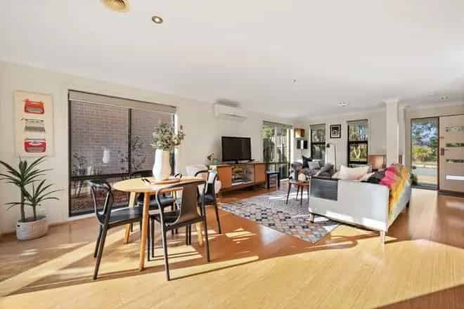 House For Sale , District of Gungahlin, Australian Capital Territory