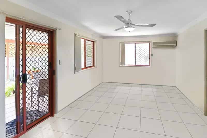 Real Estate For Lease - 31 Manthey Crescent - Bray Park , QLD