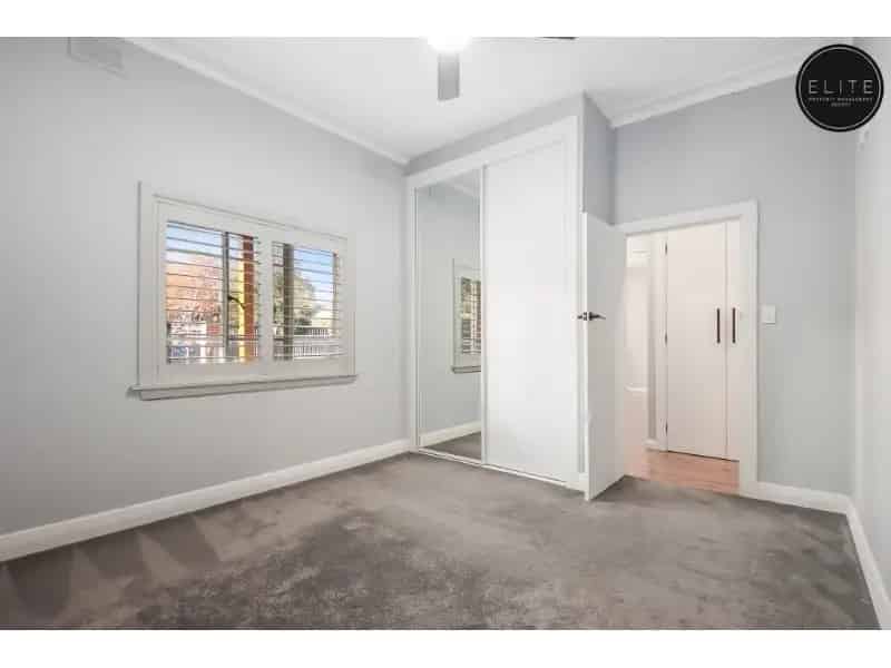 Modern Home In Sought After Location