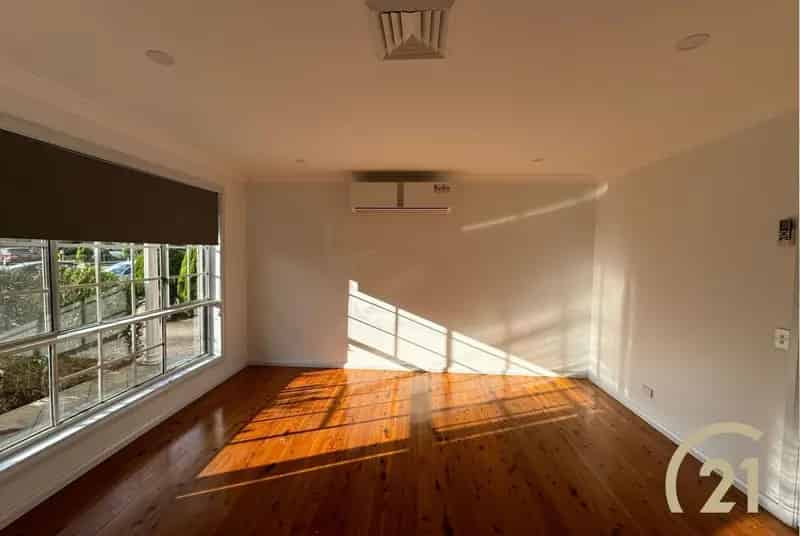 50 Gipps Road, Greystanes NSW 2145 - House For Lease