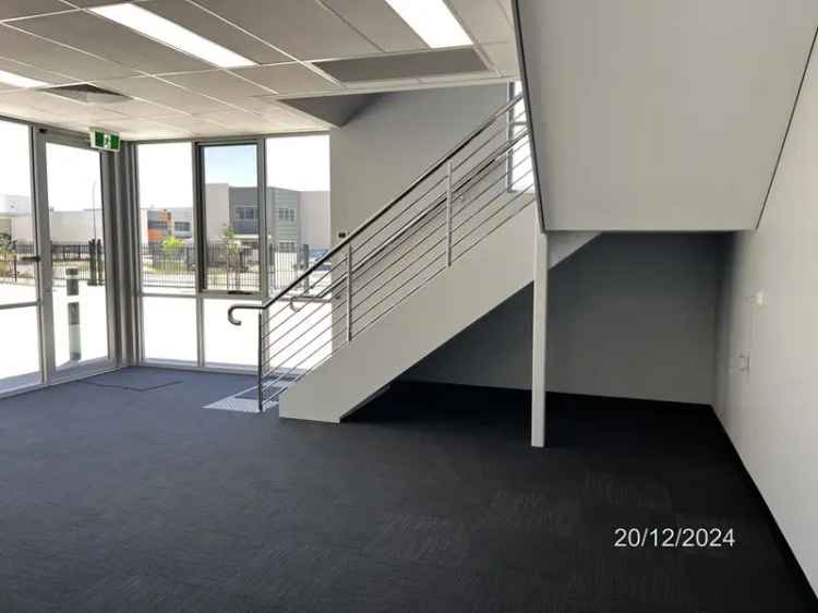 394sqm Warehouse 98sqm Office For Lease