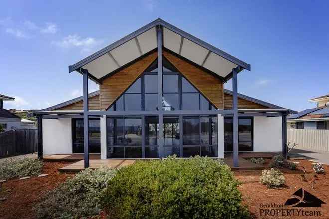 House For Sale in Geraldton, Western Australia