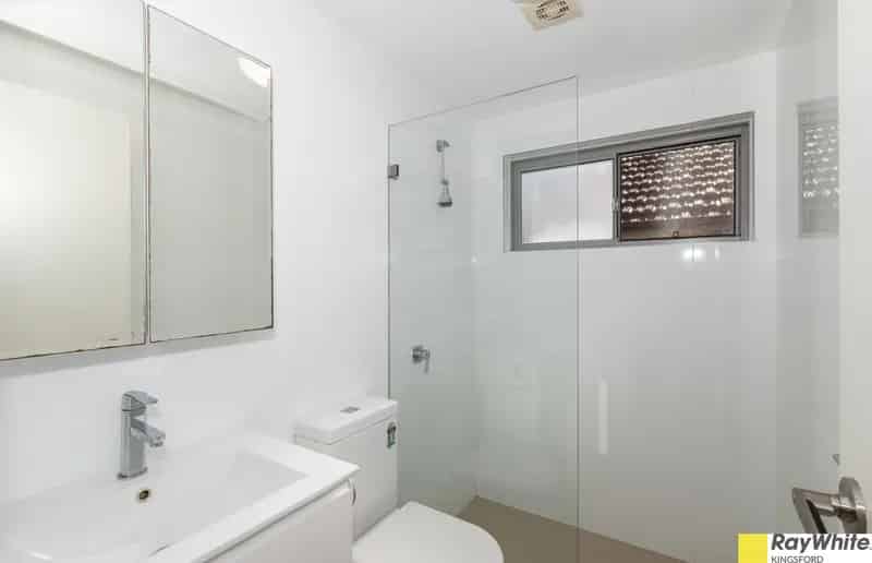 Furnished Private Room with Bathroom (all bills included)