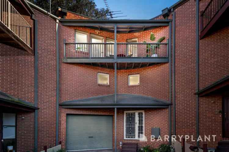 Buy House in Kensington with 3 Levels and Modern Features