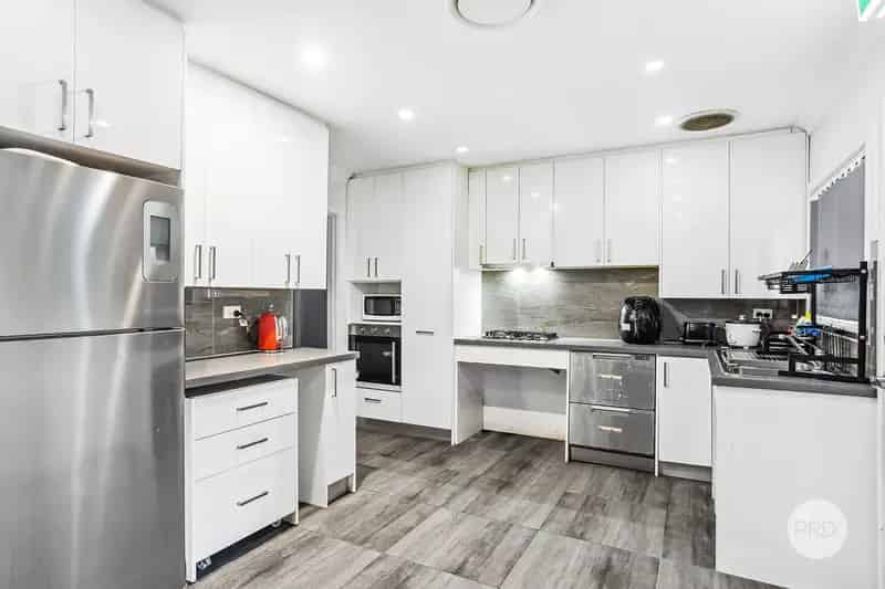 Charming Lugarno Location with Room to Reimagine