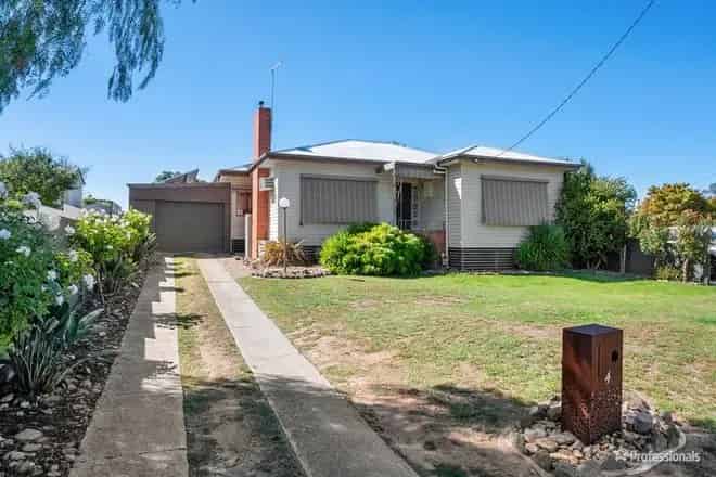 House For Sale , 4, Brougham Street, Maryborough, Victoria
