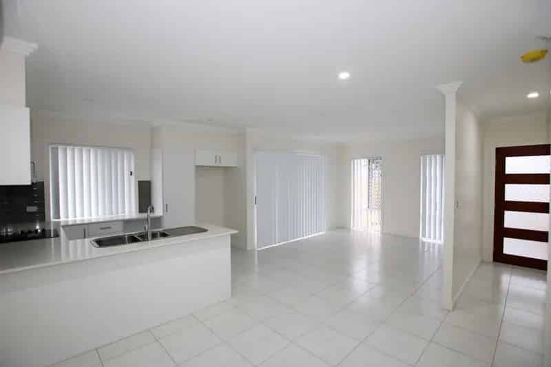 Real Estate For Lease - 17B Greenpark Drive - Crestmead , QLD