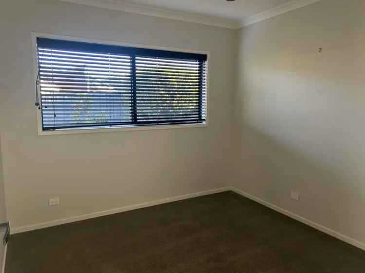 3 rooms house of 210 m² in Sydney