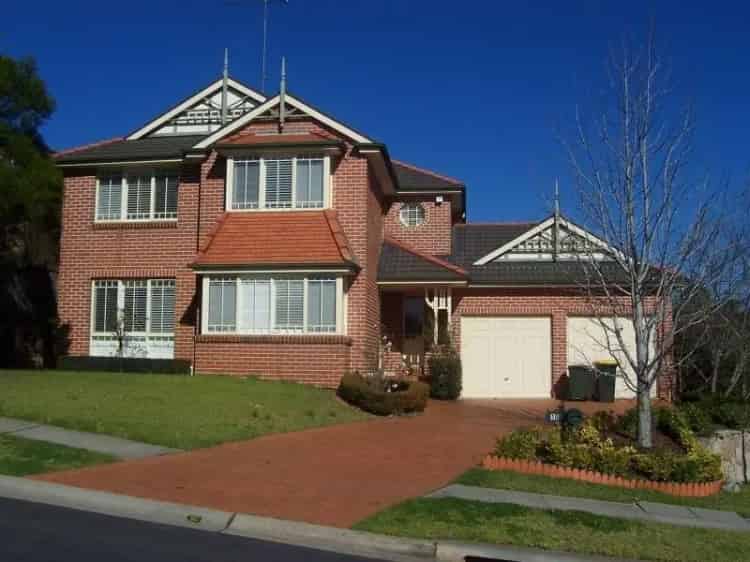 Real Estate For Lease - 10 Highbrook Place - Castle Hill , NSW