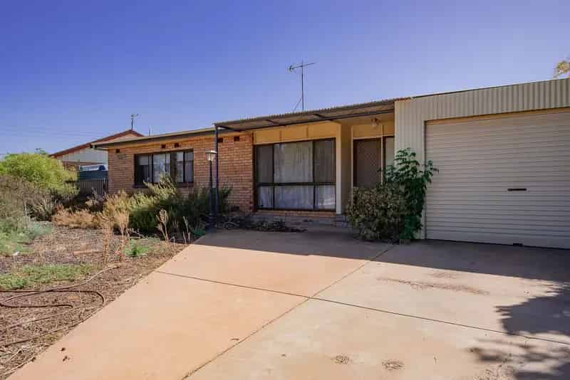 DELIGHTFUL INVESTMENT HOME ON MCLENNAN AVENUE
