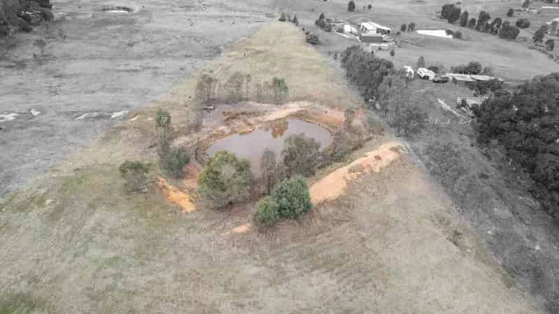 Buy Rural Property in Mount Glasgow with Unique Features and Planning Permit