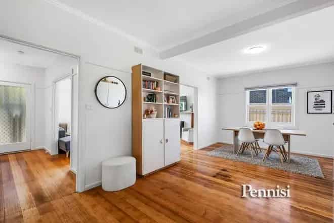 House For Rent , 19, West Court, Melbourne, Victoria