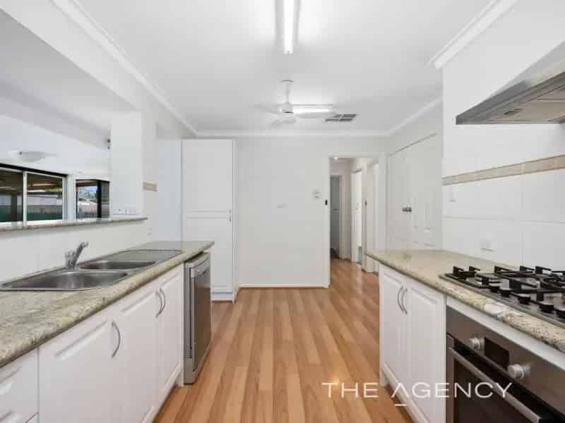 House For Sale , 12, Goudhurst Place, City of Gosnells, Western Australia