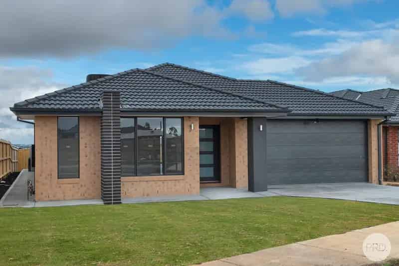BRAND NEW FAMILY HOME