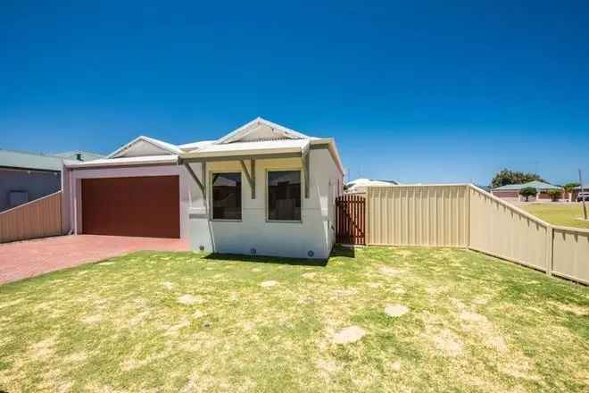 House For Sale in Port Denison, Western Australia