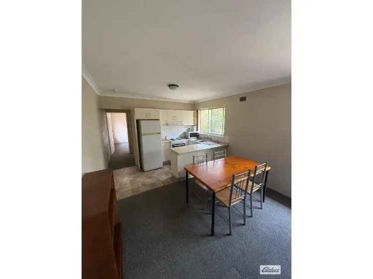 Furnished 1 Bed Unit Wollongong CBD Near Hospital