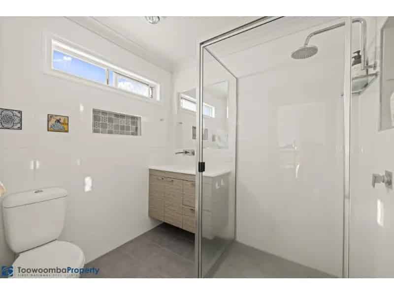 Freshly Renovated Character Home In Prime South Toowoomba Location - Including Solar!