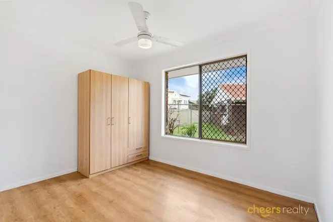 Sunnybank Modern Low Set Home Near Amenities