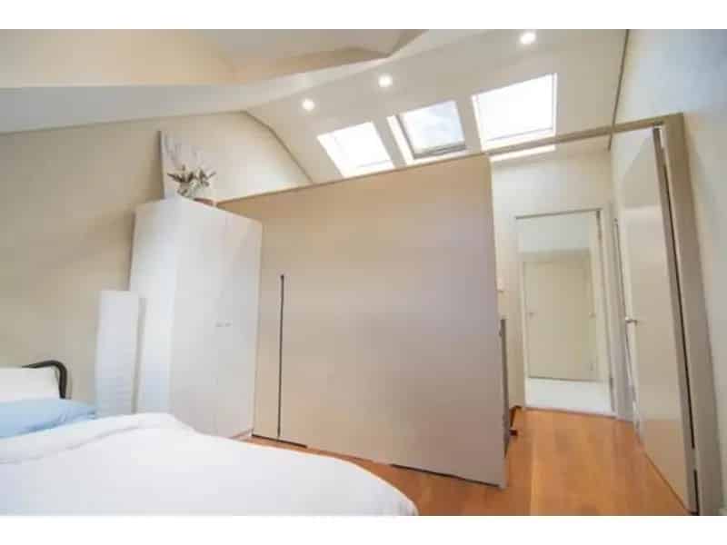 Spacious 4 Bedroom House With Courtyard! - Pet Friendly!!