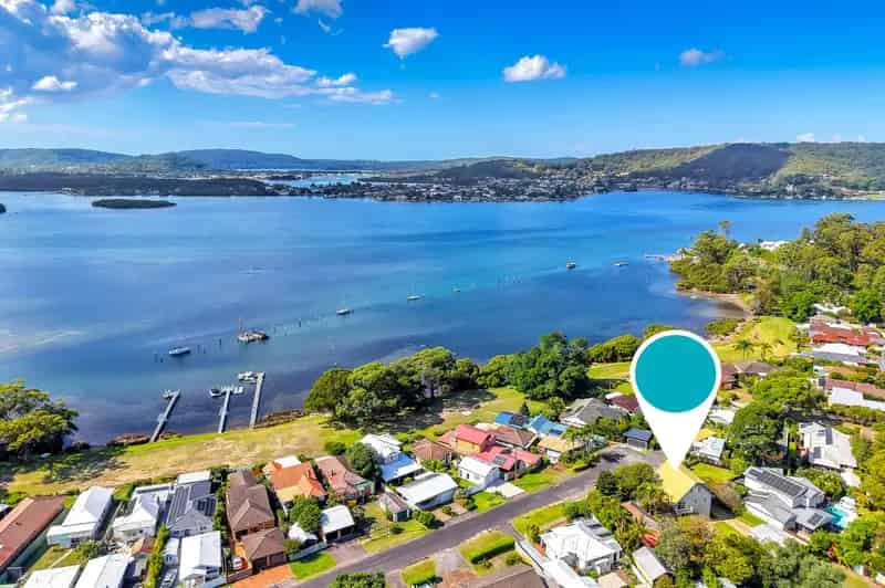 Real Estate For Sale - 9 Lalina Avenue - Blackwall , NSW