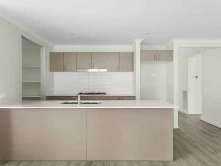 Buy Family Home in Wyndham Vale with Spacious Living and Modern Features