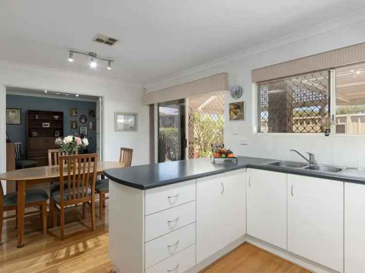 Villa For Sale in City of Melville, Western Australia