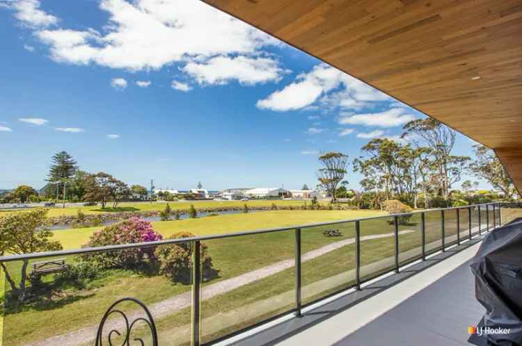 House For Sale in Wynyard, Tasmania