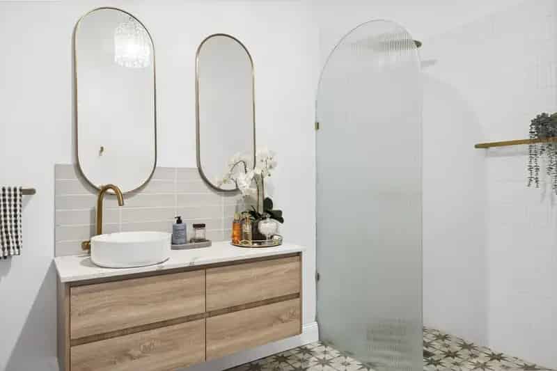 Rent Classic 3 Bedroom Beauty in Daylesford with Modern Features