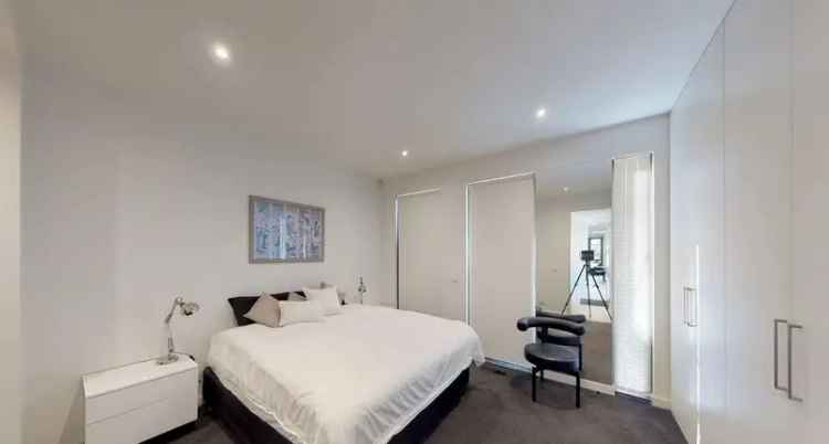 Stunning South Yarra Location