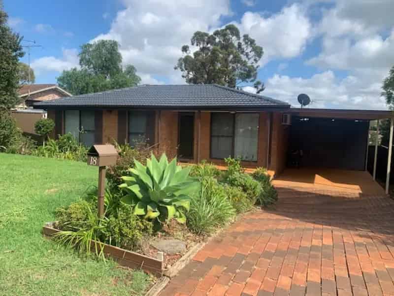 Real Estate For Lease - 18 Clerkenwell Street - Ambarvale , NSW